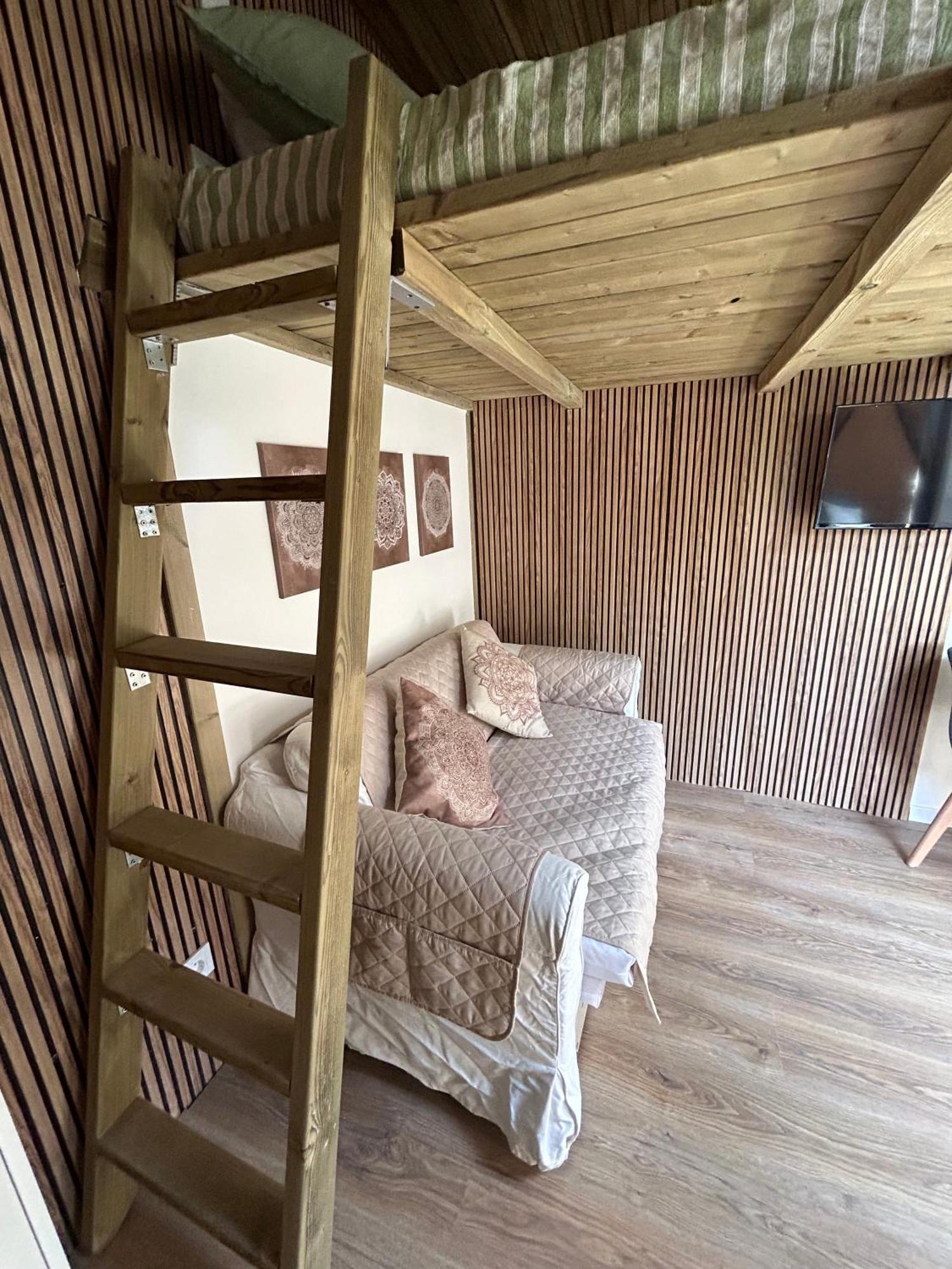La Floresta Suite Sant Cugat del Vallès Exterior foto