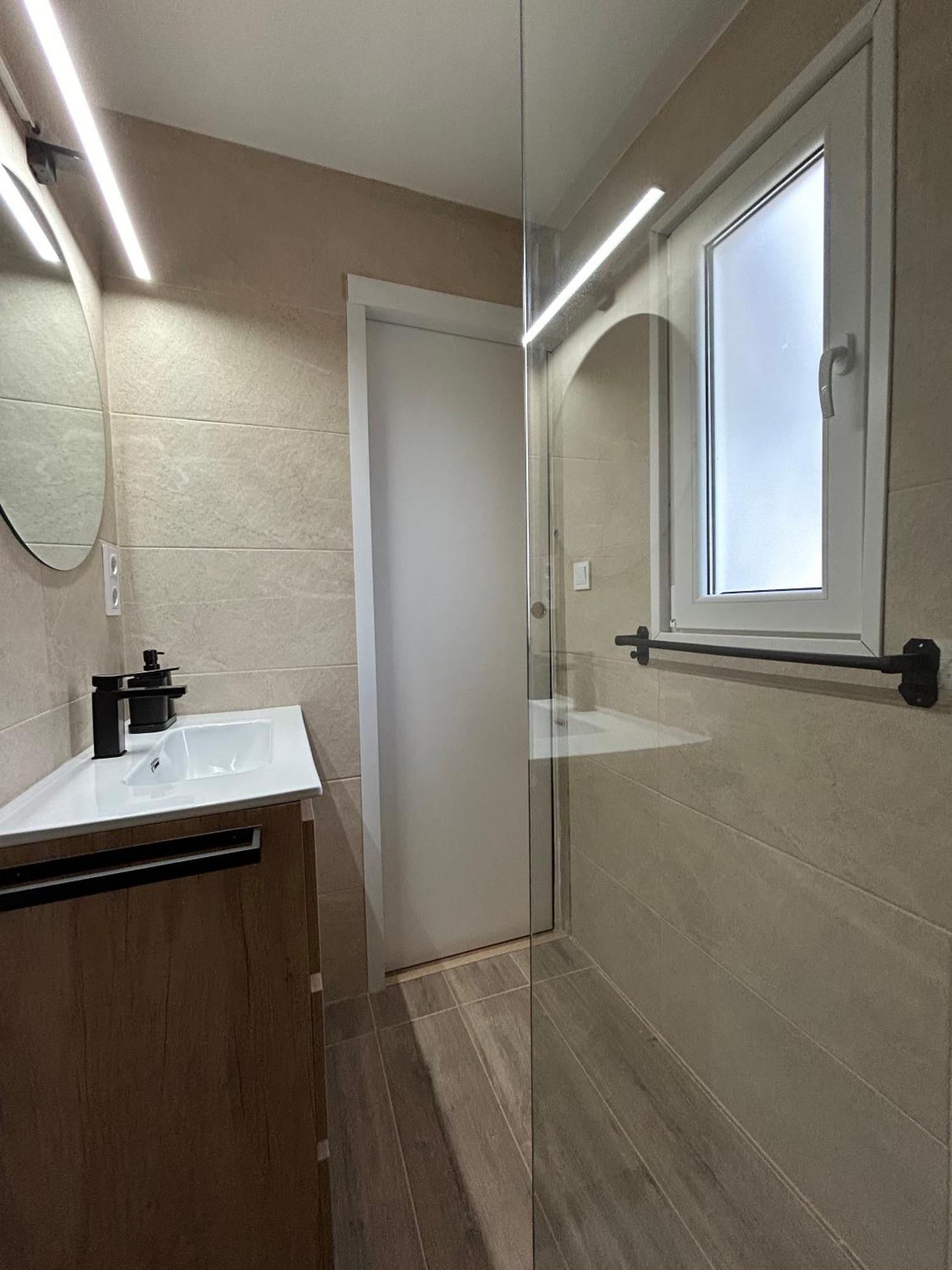 La Floresta Suite Sant Cugat del Vallès Exterior foto