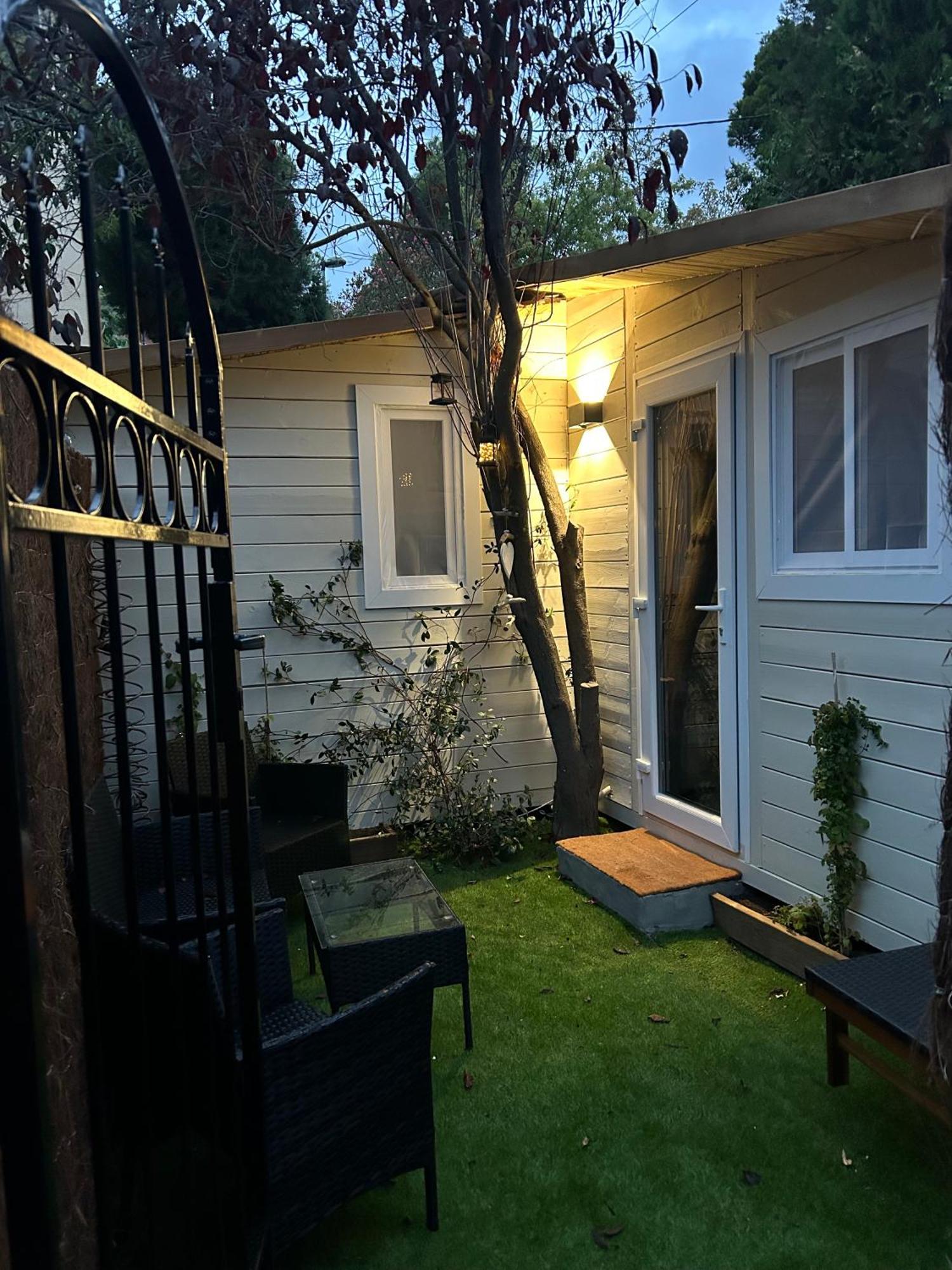 La Floresta Suite Sant Cugat del Vallès Exterior foto